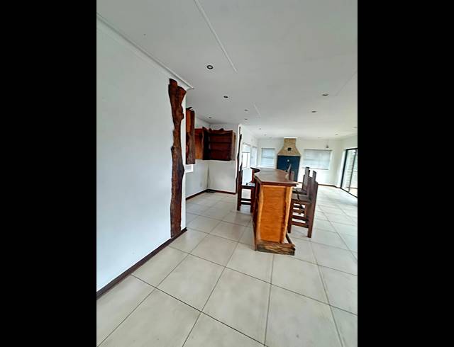 5 BEDROOM FREESTANDING TO LET IN BEN FLEUR